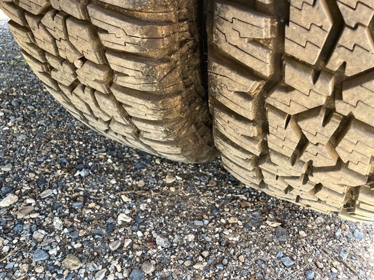 2015-ford-f350-image-22