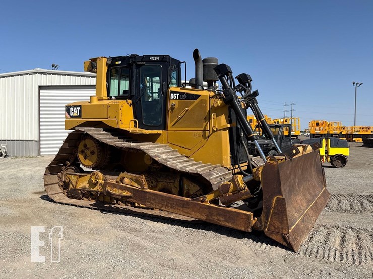 2016-caterpillar-d6t-lgp-image-2