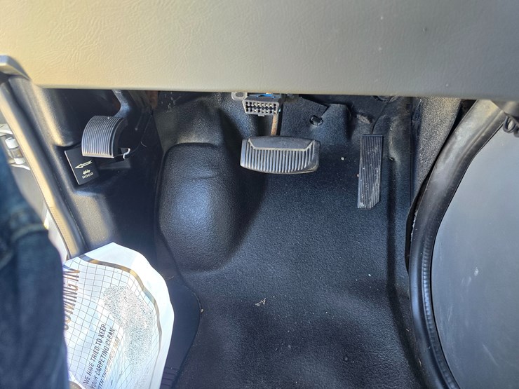 #22618-•-2008-ford-econoline-van-image-38