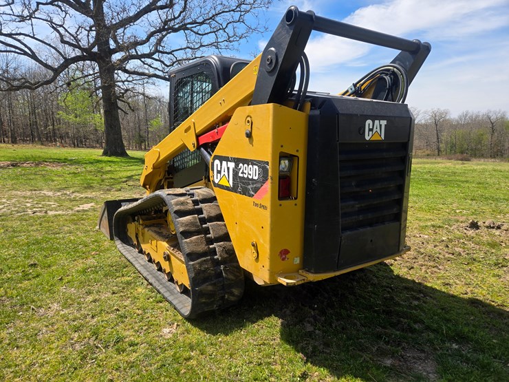 2018-caterpillar-299d2-image-10