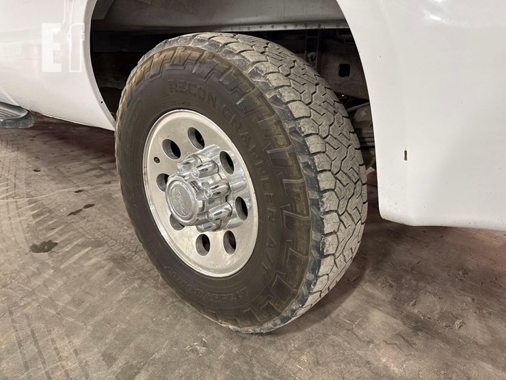 2006-ford-f250-sd-image-28