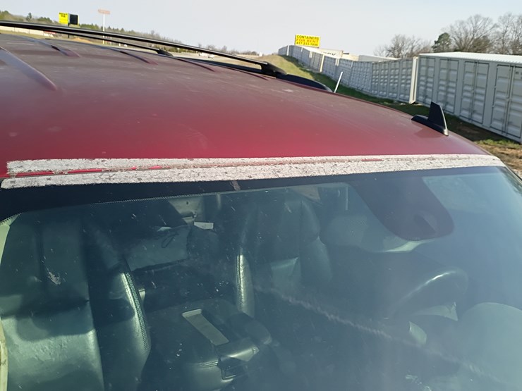 2010-chevrolet-tahoe-image-107