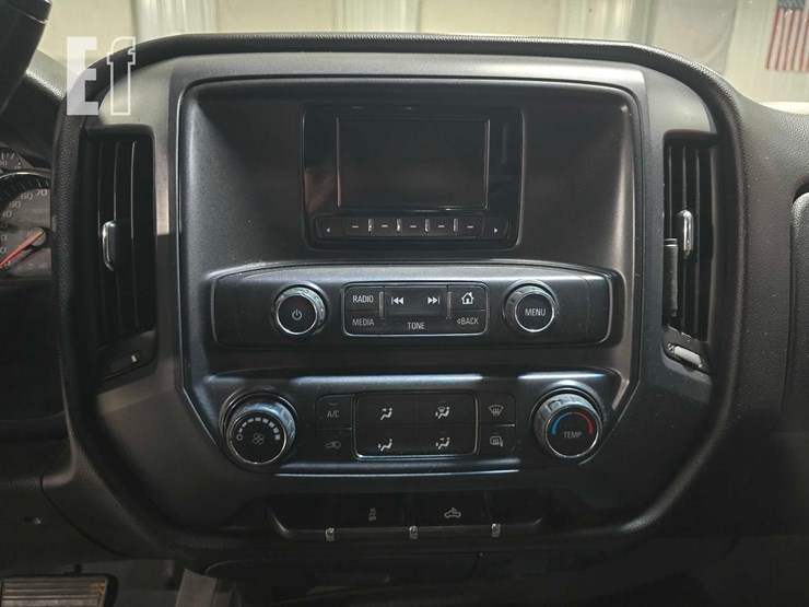 2015-chevrolet-silverado-1500-image-14