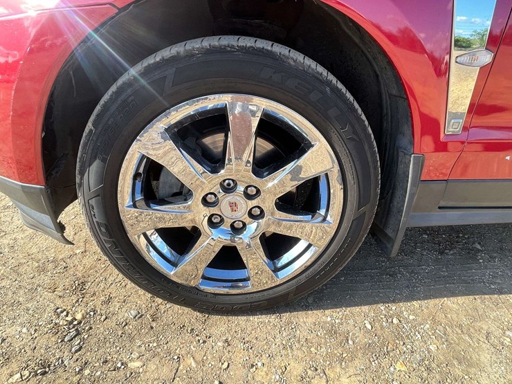 2011-cadillac-srx-image-19