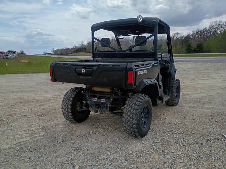 2022-can-am-defender-hd9-image-8