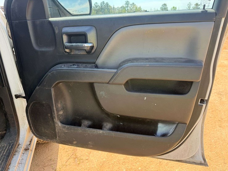 2014-chevrolet-1500-image-22