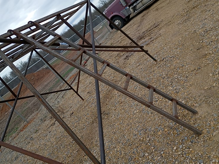 #22184-•-6ft-elevated-platform-w/-ladder-image-9