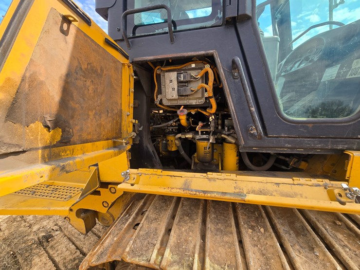 2005-caterpillar-953c-image-42