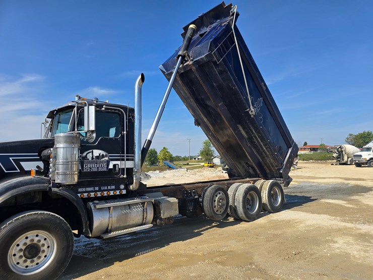 #21305-•-2003-kenworth-dump-truck-image-47