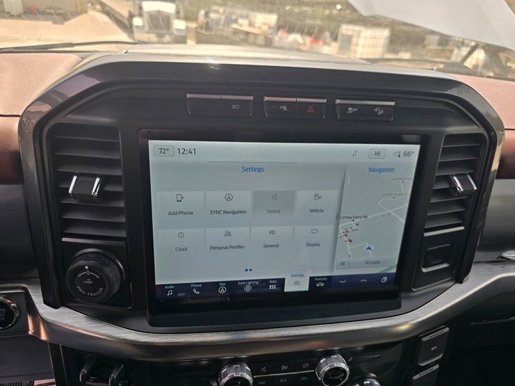 2022-ford-f150-image-44