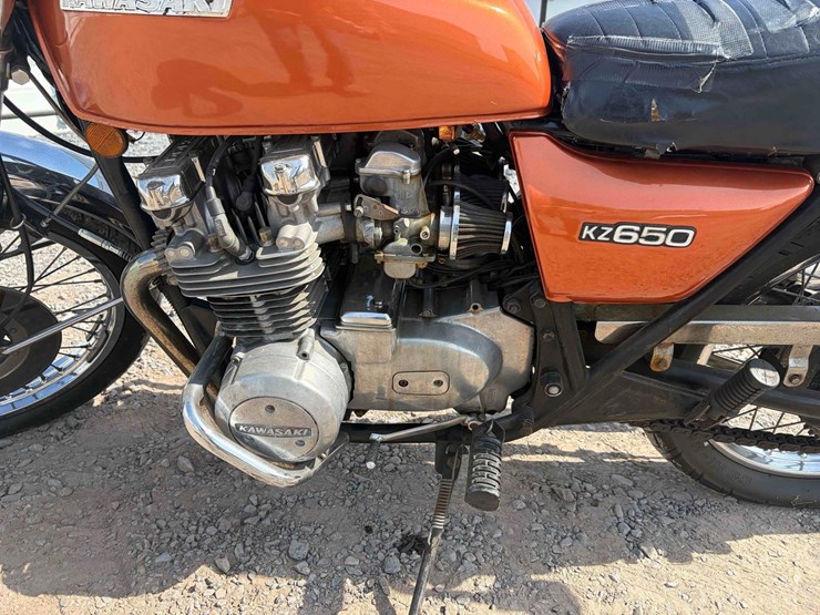 kawasaki-kz650-motorcycle-image-6