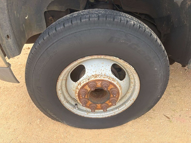 2001-gmc-sierra-2500-image-7