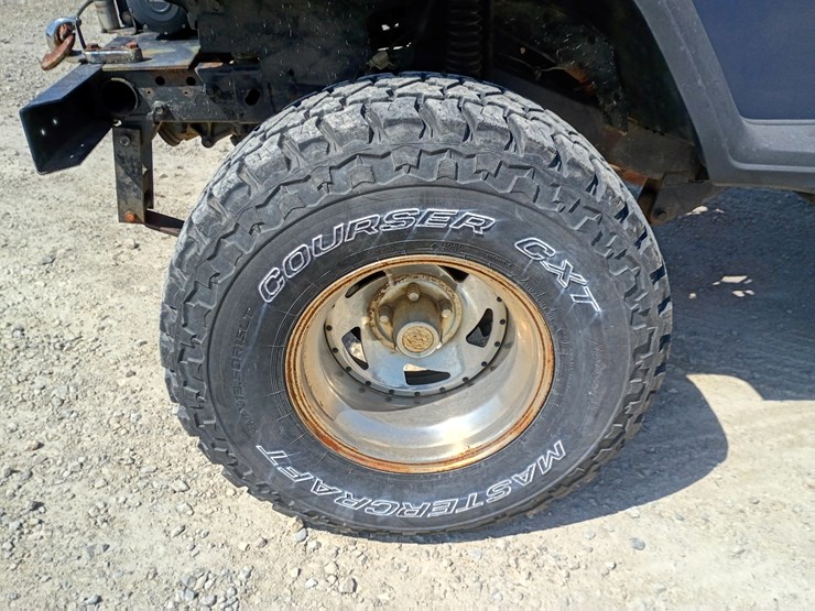 1993-jeep-wrangler-image-68