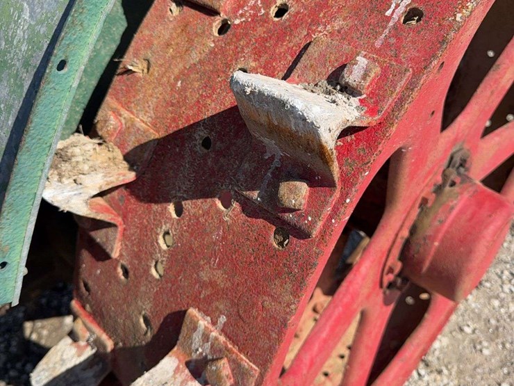 12-20-case-crossmotor-image-12