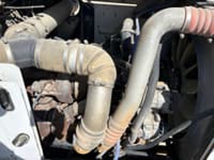 2005-kenworth-c500b-image-10