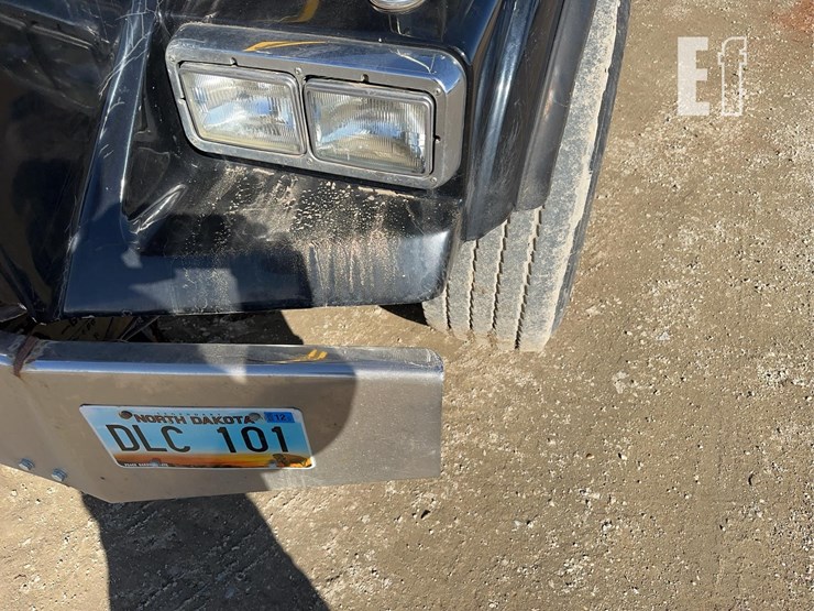 1999-kenworth-t800-image-27