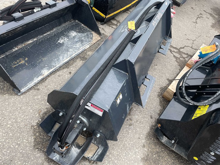 #7042-•-unused-wolverine-72"-skid-steer-rototiller-(o10)-image-3