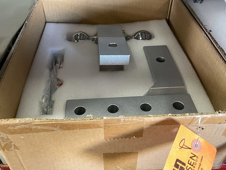 #2475-•-new-2"-receiver-with-6"-drop,-2'-and-2"-and-2-5/16-(cw)-image-5