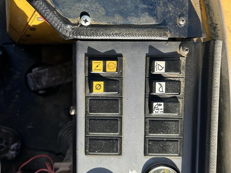 1993-michigan-l70-image-51