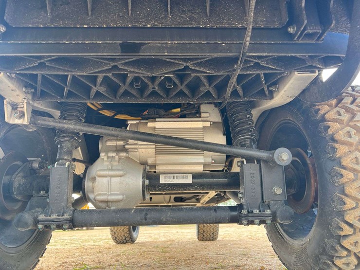 2023-bintelli-6-seater-electric-golf-cart-w/-on-board-charger-(186-miles-showing)-image-31