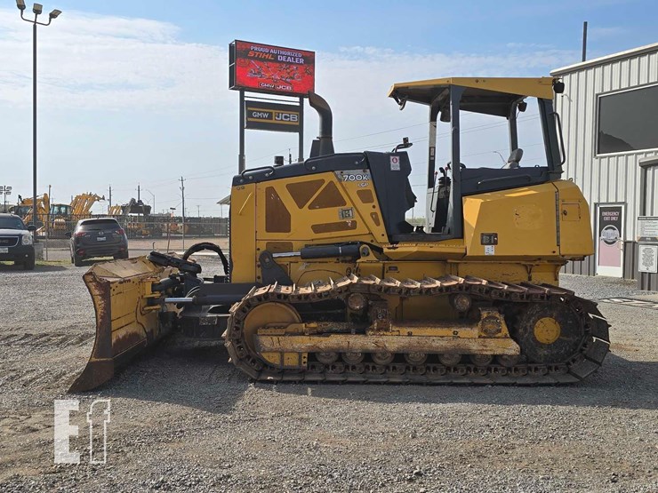 2016-deere-700k-lgp-image-5