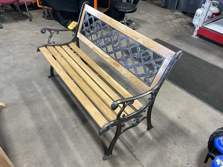 #7006-•-4'-decorative-cast-iron-park-bench-(d)-image-1
