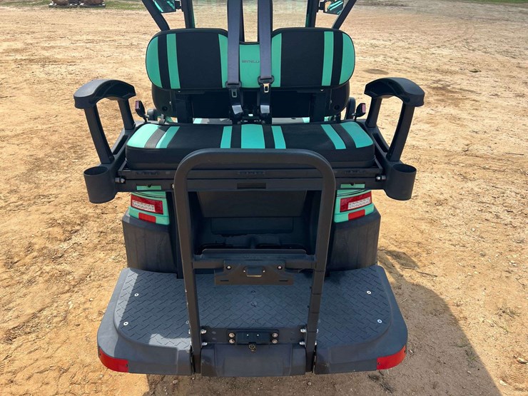 2023-bintelli-48-volt-electric-4-seater-golf-cart-w/-on-board-charger-(3.1-miles-showing)-image-19