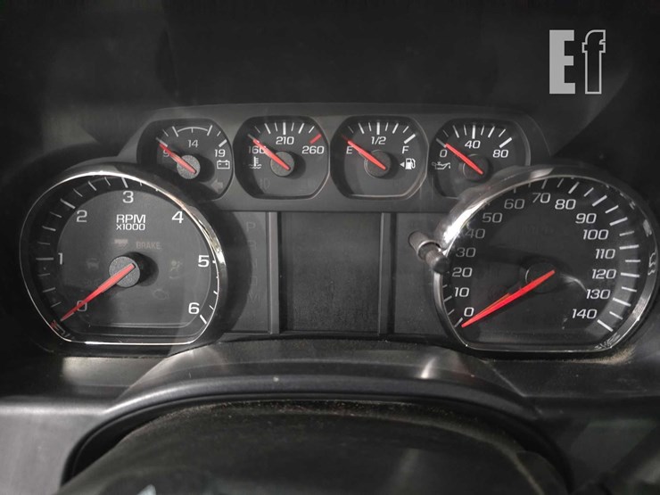 2015-chevrolet-silverado-1500-image-12