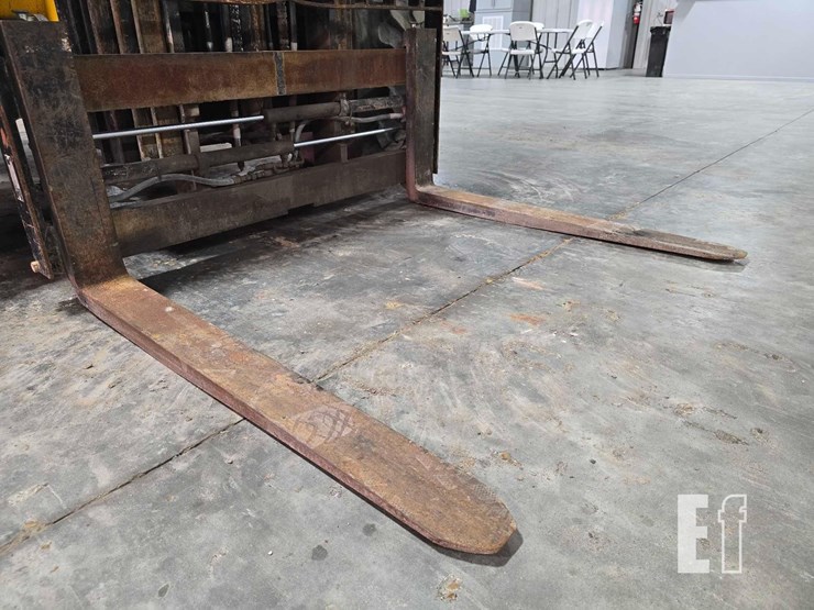 2008-jcb-930-image-10