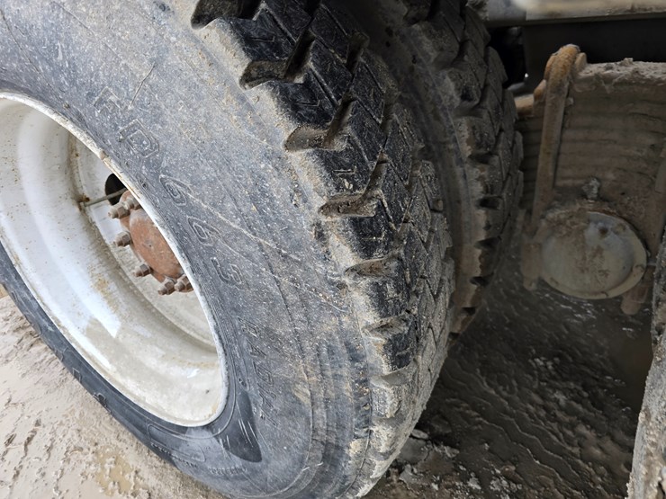 #22590-•-2007-mack-cv713-granite-roll-off-truck-image-79