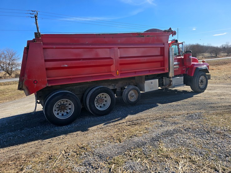 1998-mack-rd688s-image-15