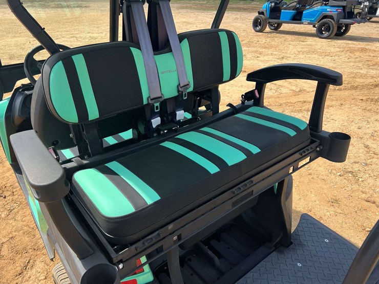 2023-bintelli-48-volt-electric-4-seater-golf-cart-w/-on-board-charger-(3.1-miles-showing)-image-18