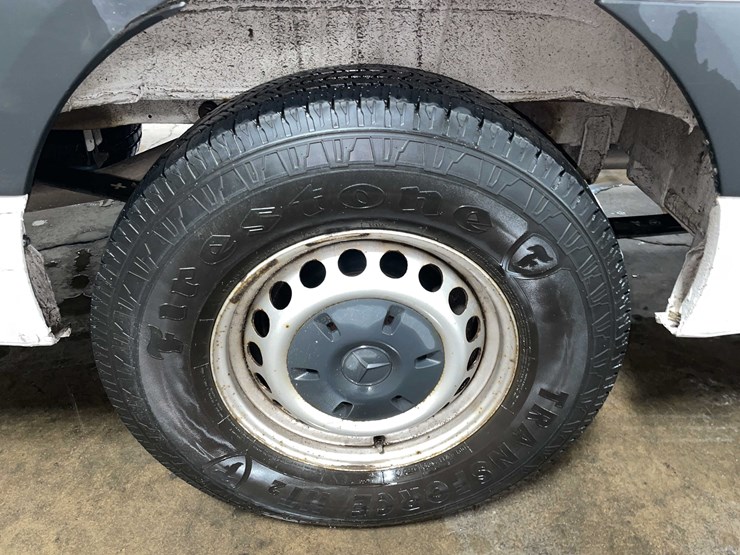 #1450-•-2019-mercedes-sprinter-van-(has-wi-title)-(of)-image-19