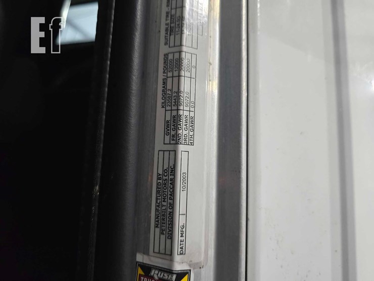 2004-peterbilt-378-image-31