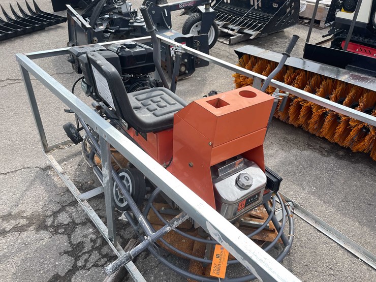 #7057-•-unused-ride-on-concrete-trowel-(o9)-image-6