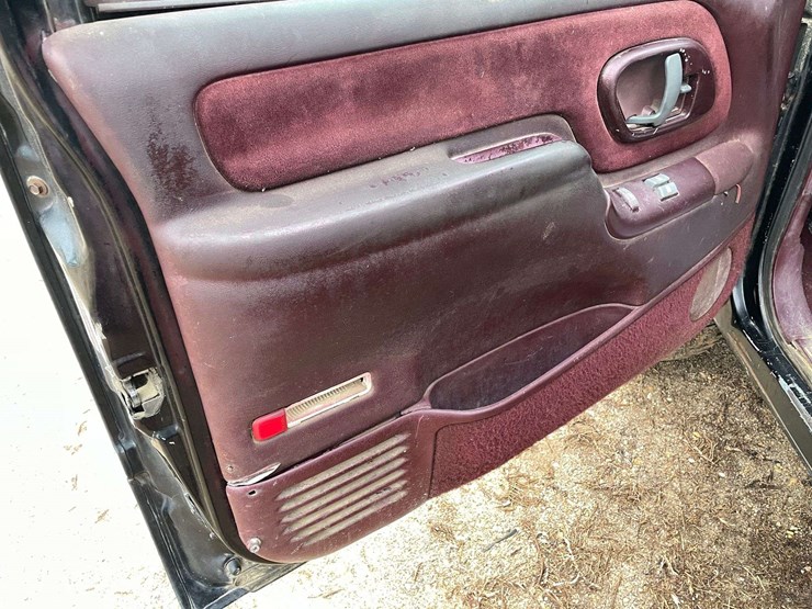 1995-gmc-1500-image-9