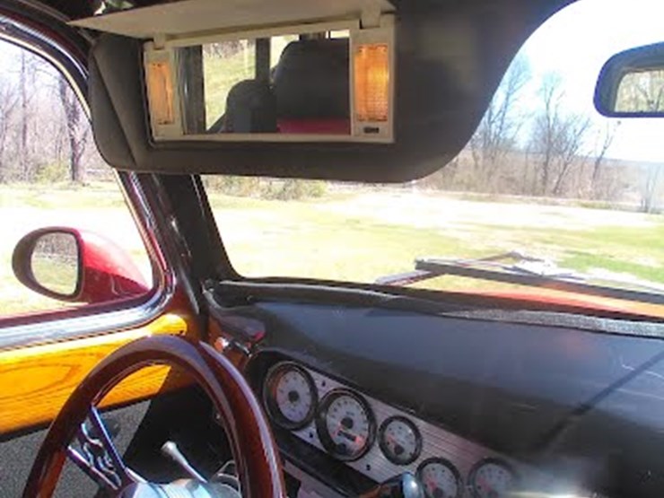 chevrolet-suburban-image-24