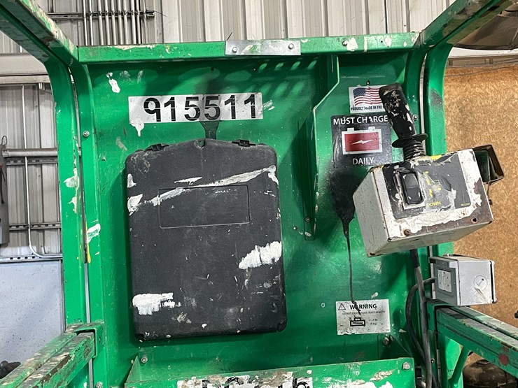 #1465-•-14'-scissor-lift-(e)-image-8