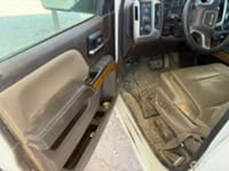 2014-gmc-sierra-1500-image-13