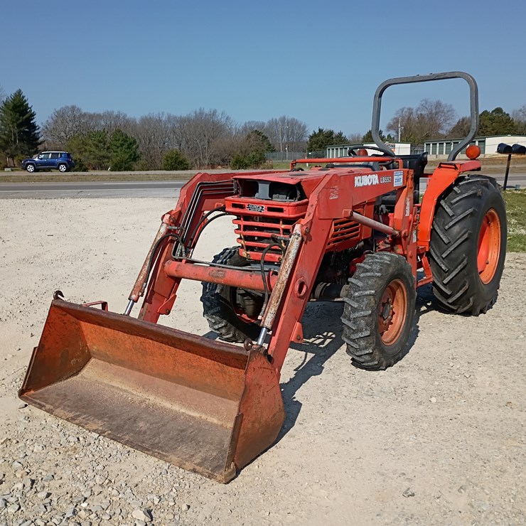 2001 KUBOTA L4300