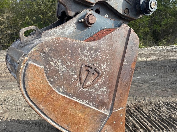 2019-deere-345g-lc-image-16