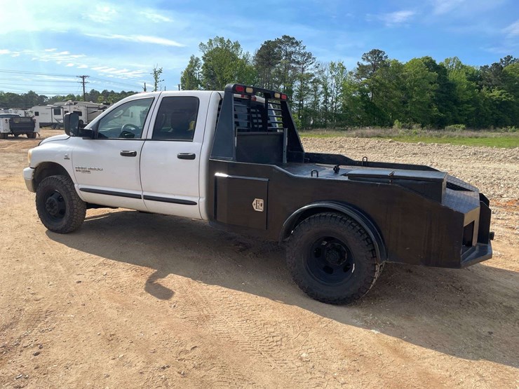 2006-dodge-ram-3500-image-2