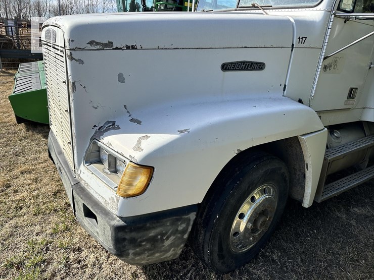 1991-freightliner-fld120-image-27