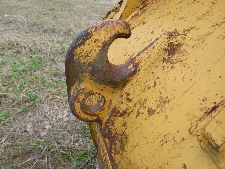 caterpillar-25-image-7