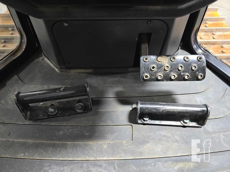 2022-caterpillar-d3-image-17