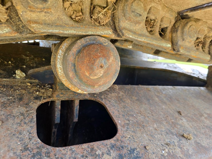 2013-komatsu-pc160-lc-image-52