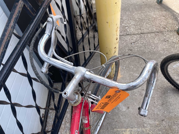 #7072-•-schwinn-traveler-bike-(o4)-image-9