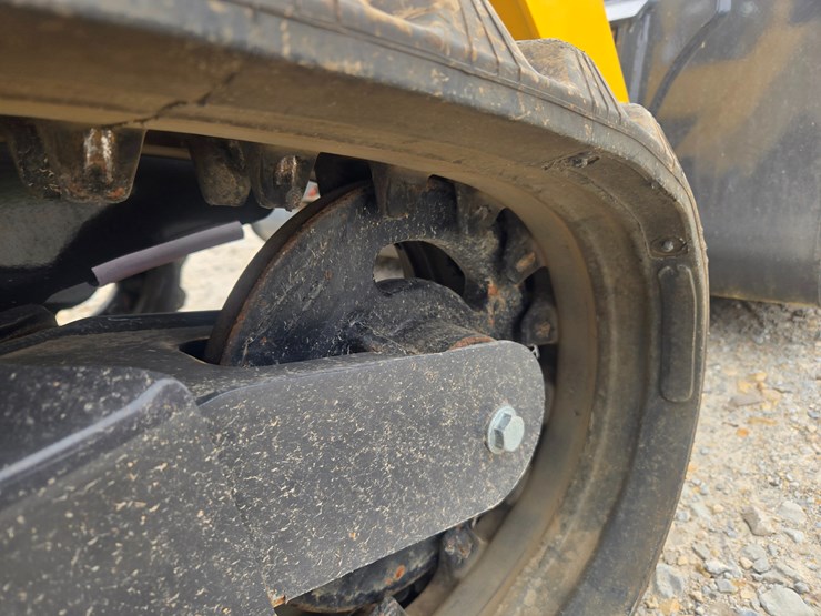 2023-new-holland-c314-image-47