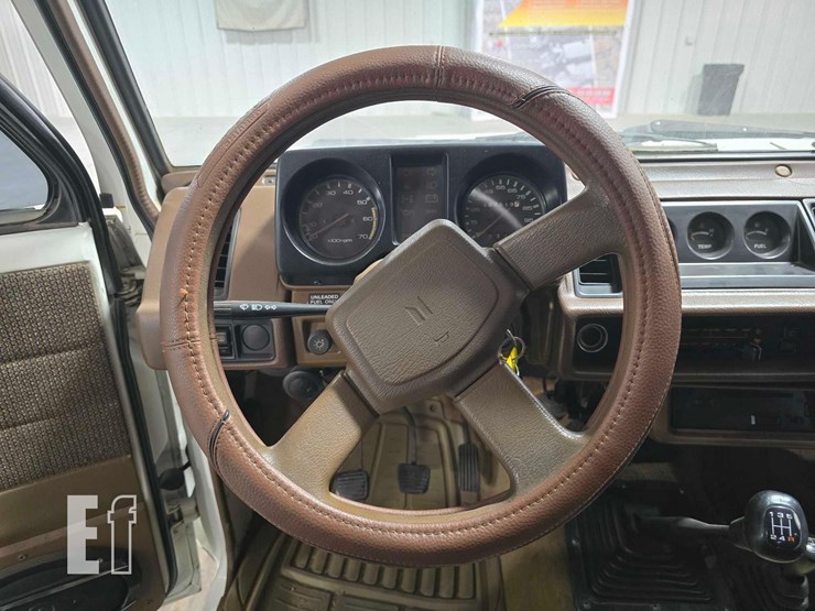 1991-isuzu-trooper-image-10