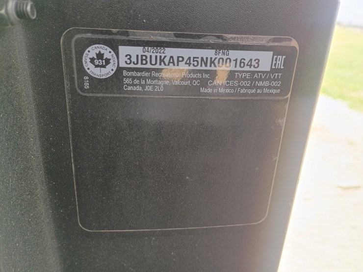 2022-can-am-defender-hd9-image-45